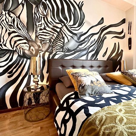 Africa Apartment Warschau Buitenkant foto