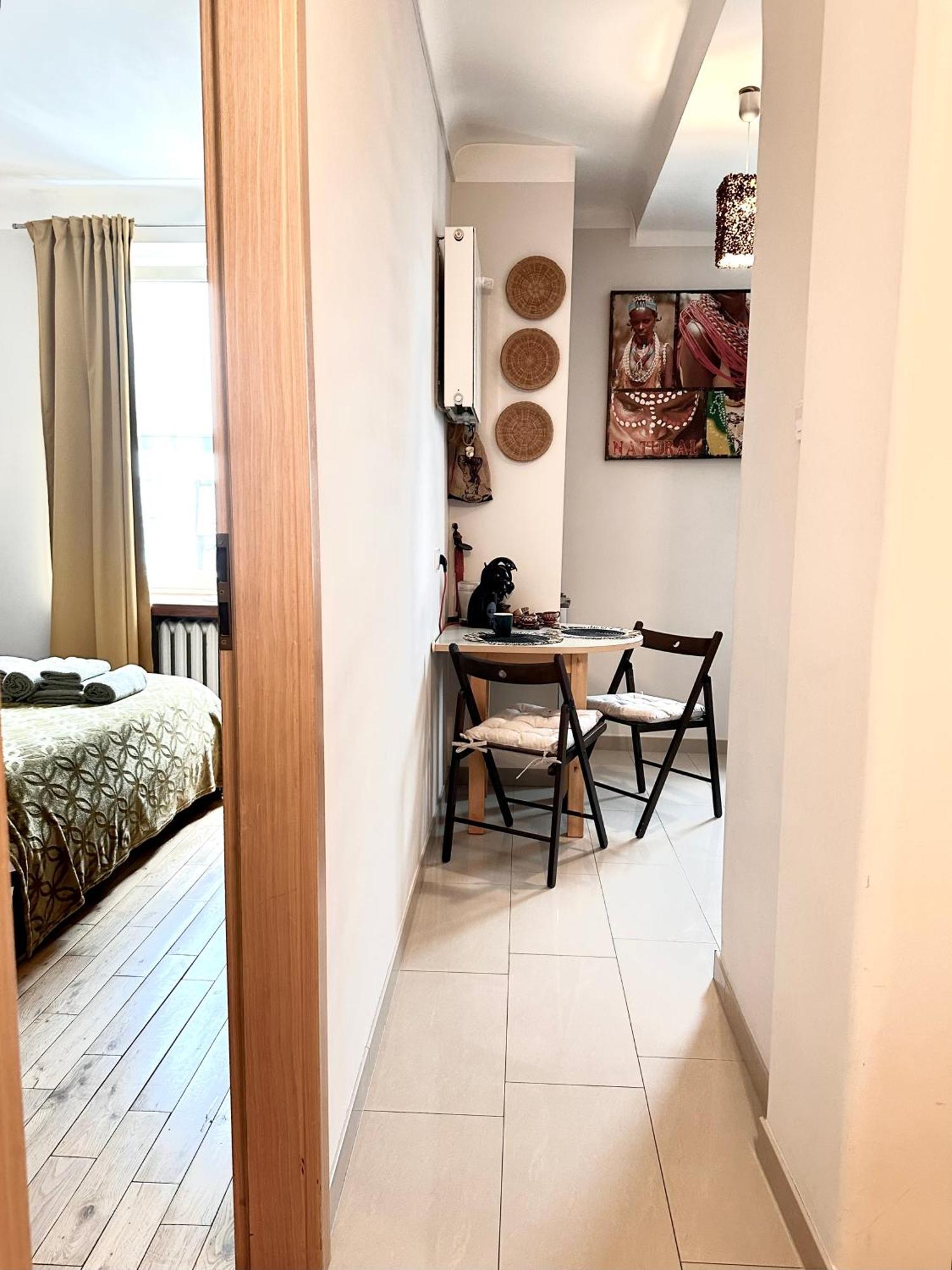 Africa Apartment Warschau Buitenkant foto