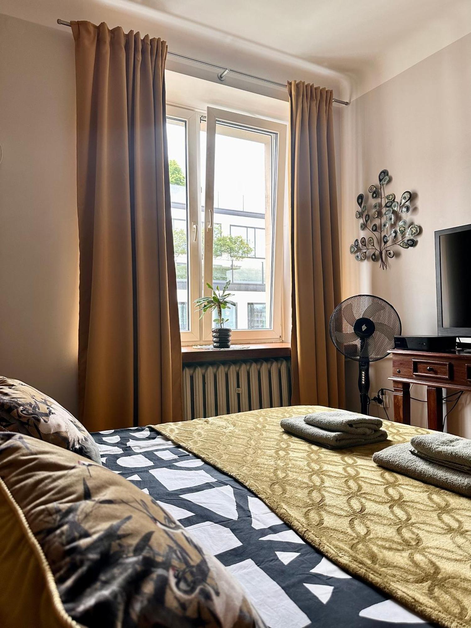 Africa Apartment Warschau Buitenkant foto